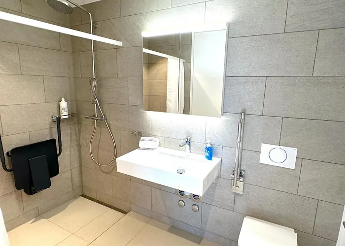 Swisshut Modern 5min West Station - Apart. Rugen 2 Casa de Férias